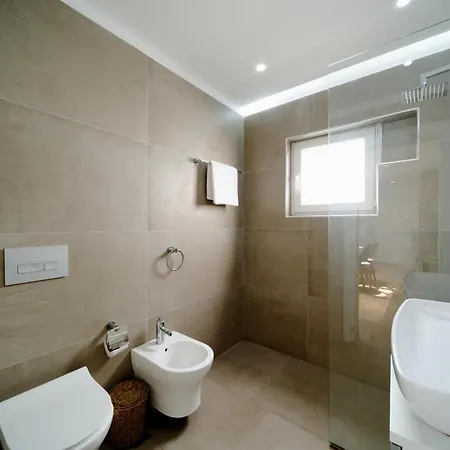 Square Luxury Penthouse