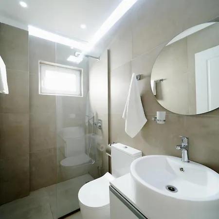 Square Luxury Penthouse