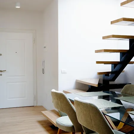 Square Luxury Penthouse