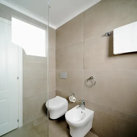 Square Luxury Penthouse شقة